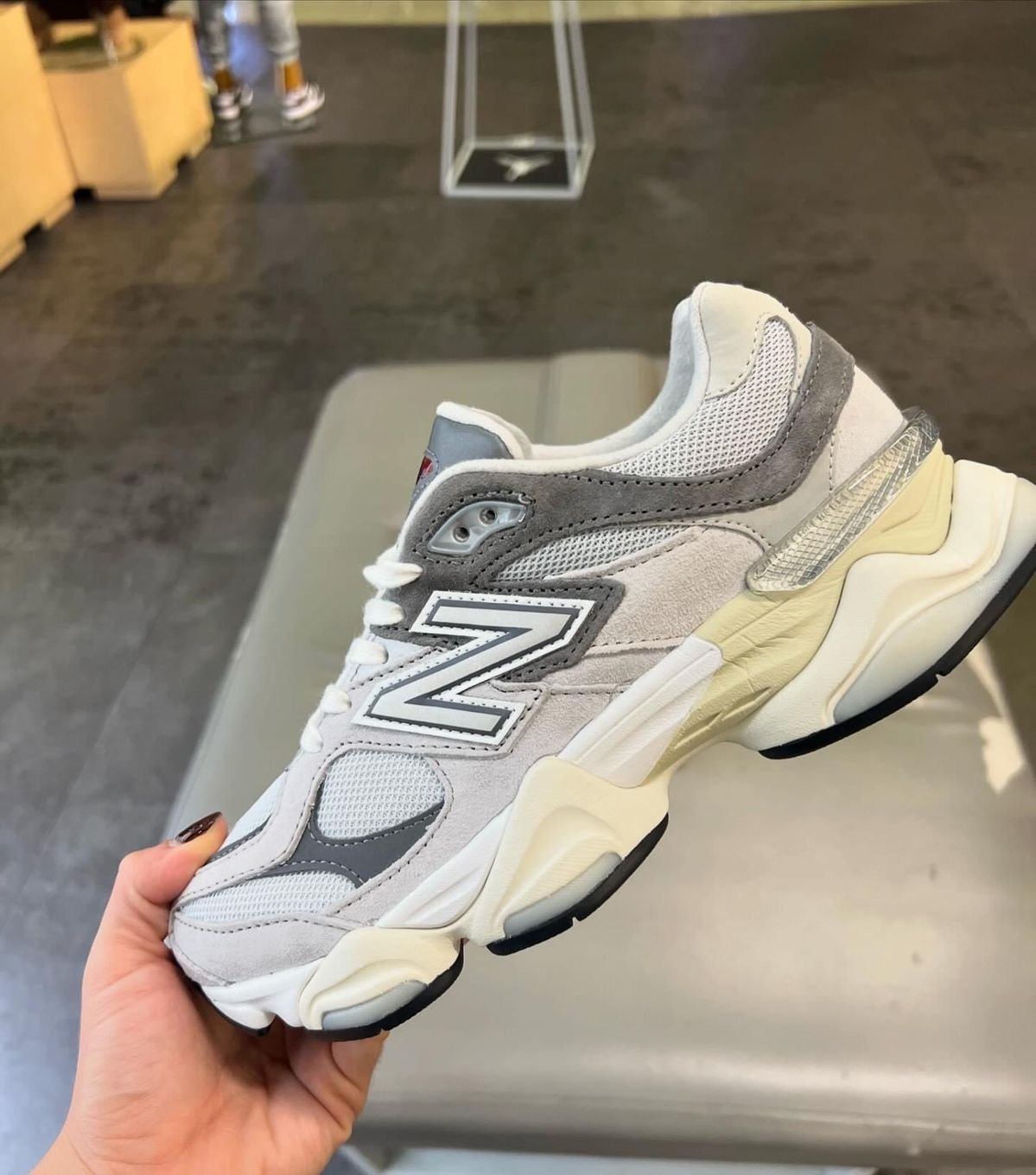 NEW BALANCE Shoes